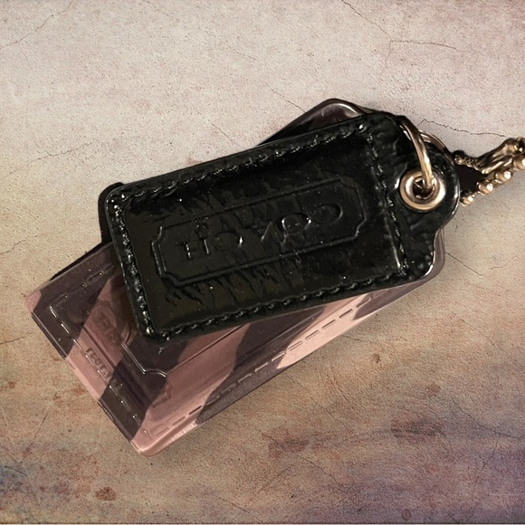 COACH Ashley 15474 Patchwork Shoulder Bag 13”x9”x4” Inside pockets. BlackBrn EUC - Picture 8 of 15